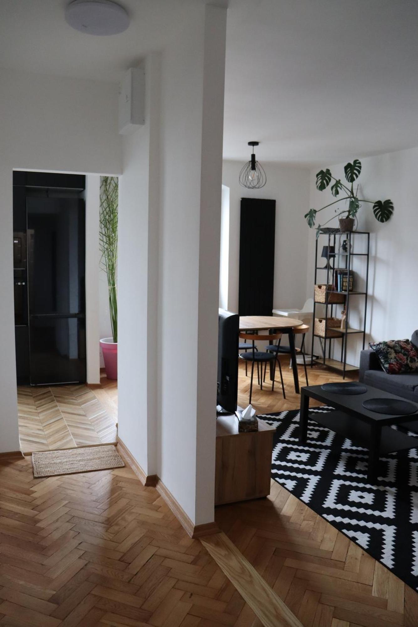 Ohmyhome - Plac Pieciu Rogow - Centrum Warsaw Exterior photo